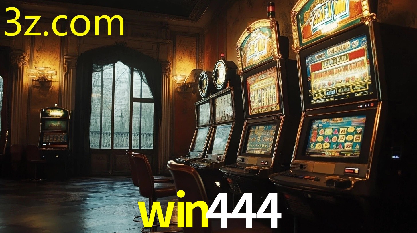 WIN444